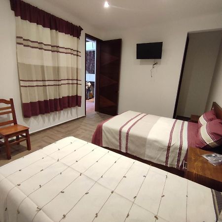 Casa Mictlan. Habitaciones En El Centro De Mitla. Сан-Пабло-Вилья-де-Митла Экстерьер фото