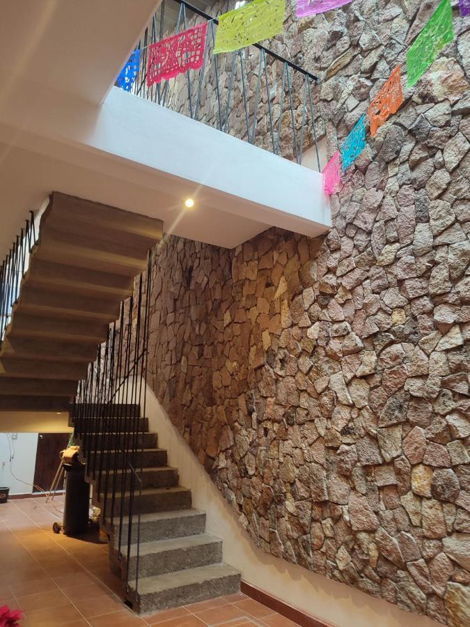 Casa Mictlan. Habitaciones En El Centro De Mitla. Сан-Пабло-Вилья-де-Митла Экстерьер фото